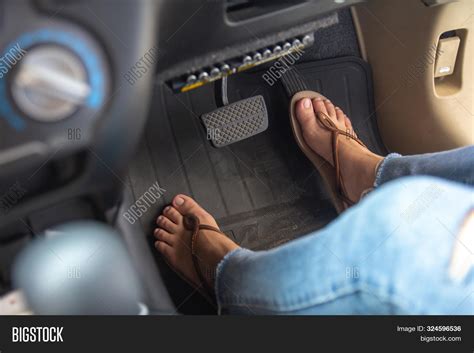 feet worship in car Search